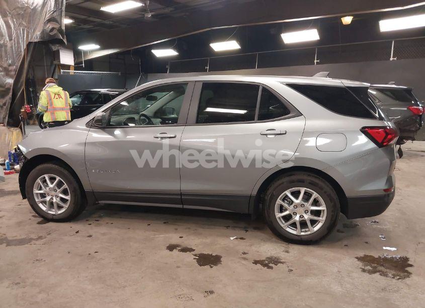 Photo 15 of 2023 Chevrolet Equinox FWD LS (VIN 3GNAXHEG1PL212690)