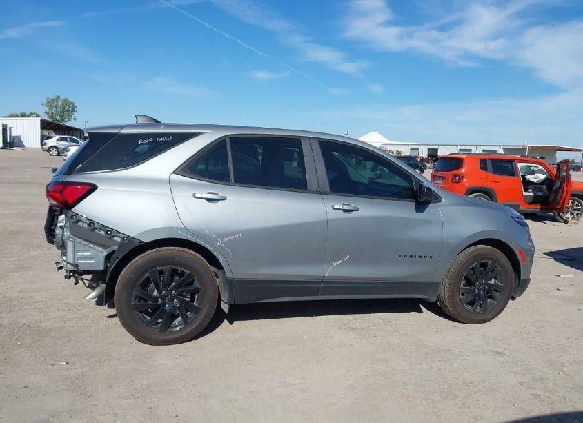 Photo 13 of 2024 Chevrolet Equinox FWD LS (VIN 3GNAXHEG1RL305003)