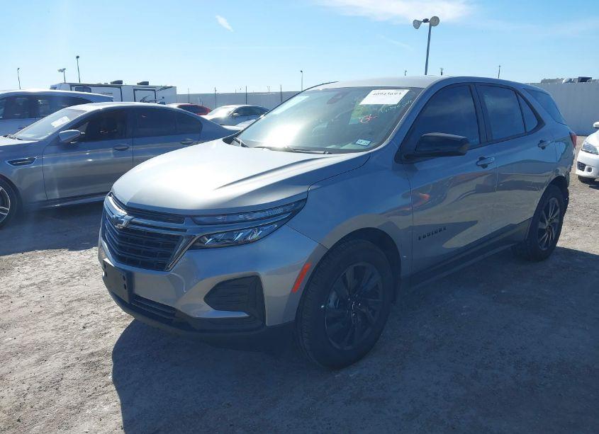 Photo 2 of 2024 Chevrolet Equinox FWD LS (VIN 3GNAXHEG1RL305003)