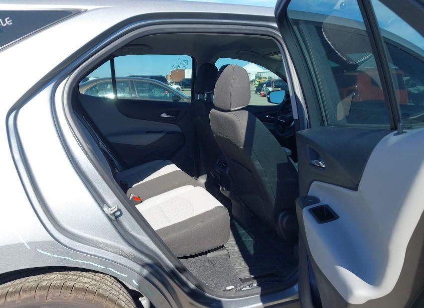 Photo 8 of 2024 Chevrolet Equinox FWD LS (VIN 3GNAXHEG1RL305003)