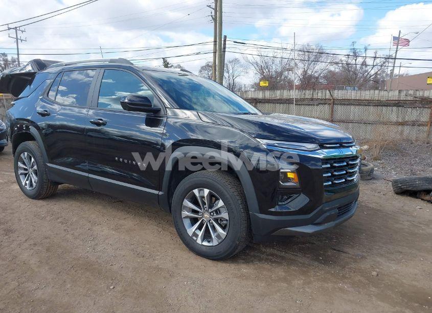 2025 Chevrolet Equinox FWD LT (VIN 3GNAXHEG1SL123047) main photo