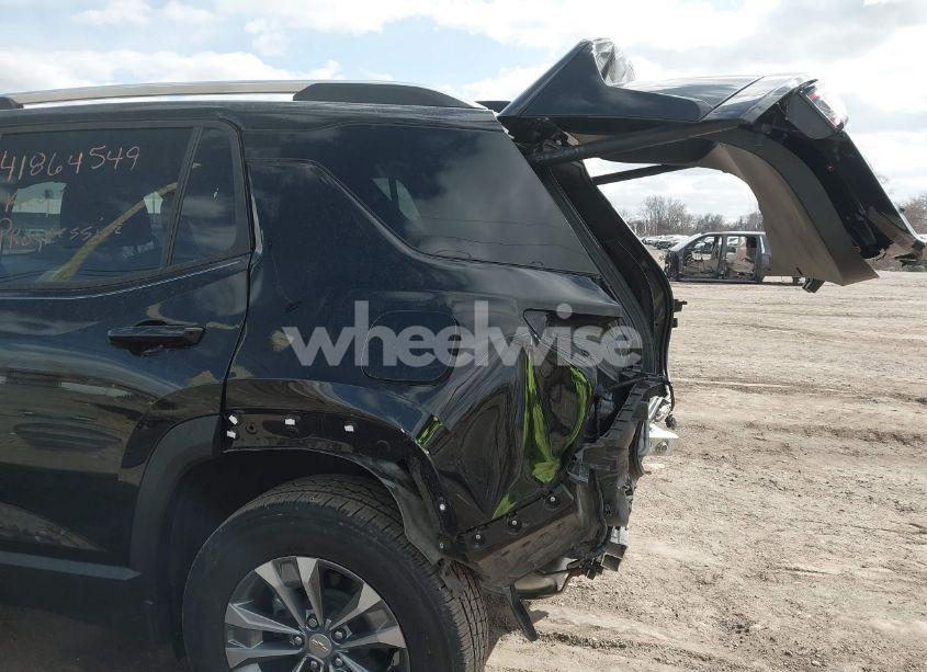 Photo 17 of 2025 Chevrolet Equinox FWD LT (VIN 3GNAXHEG1SL123047)