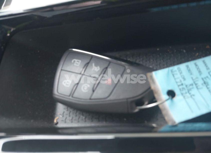 Photo 11 of 2025 Chevrolet Equinox FWD LT (VIN 3GNAXHEG1SL178520)