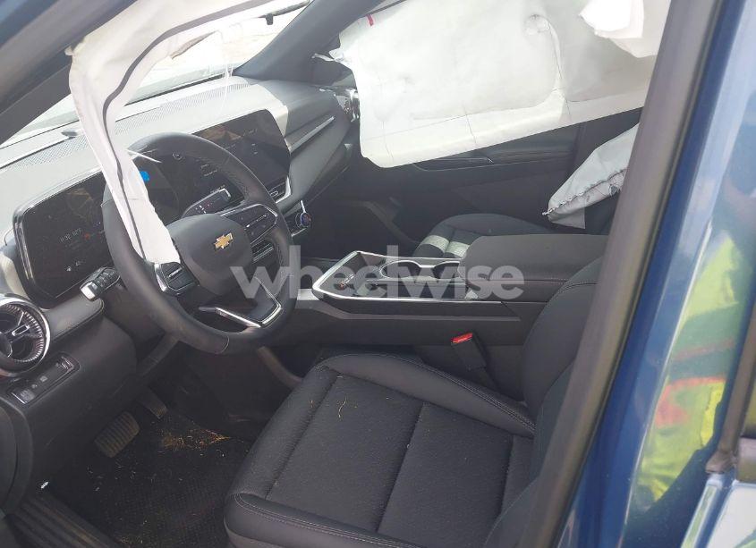 Photo 5 of 2025 Chevrolet Equinox FWD LT (VIN 3GNAXHEG1SL178520)