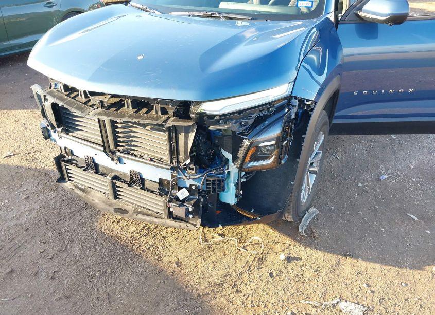 Photo 6 of 2025 Chevrolet Equinox FWD LT (VIN 3GNAXHEG1SL202332)