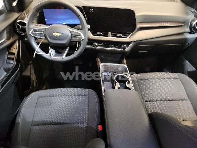 Photo 10 of 2025 CHEVROLET EQUINOX LT (VIN 3GNAXHEG1SL307498)
