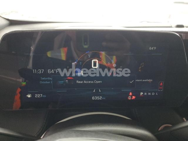 Photo 3 of 2025 CHEVROLET EQUINOX LT (VIN 3GNAXHEG1SL317982)