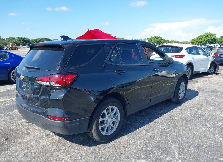 Photo 4 of 2023 Chevrolet Equinox FWD LS (VIN 3GNAXHEG2PL150894)