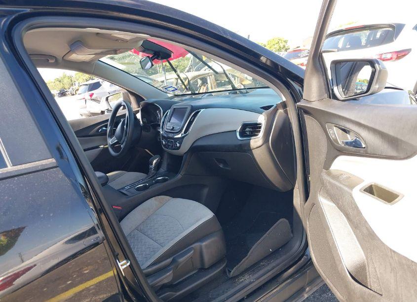 Photo 5 of 2023 Chevrolet Equinox FWD LS (VIN 3GNAXHEG2PL150894)