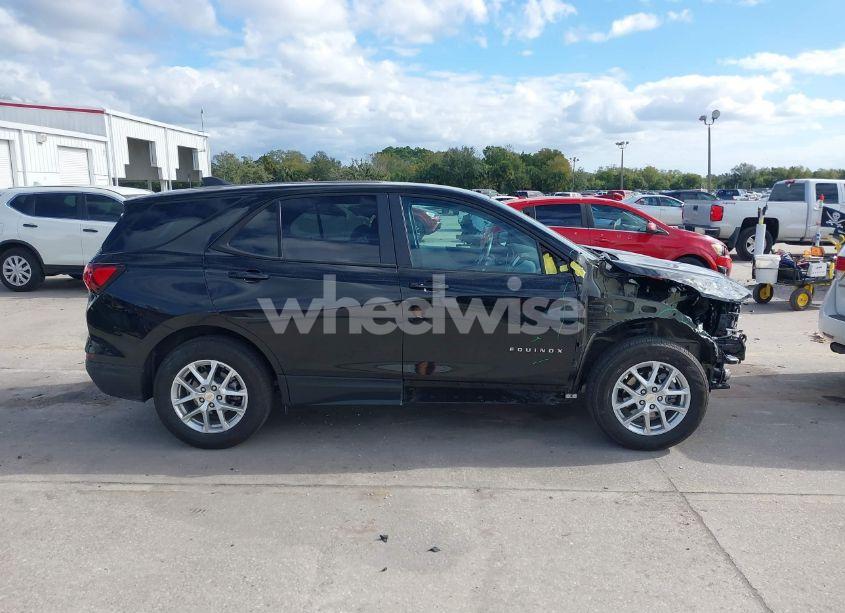 Photo 14 of 2024 Chevrolet Equinox FWD LS (VIN 3GNAXHEG2RL183851)