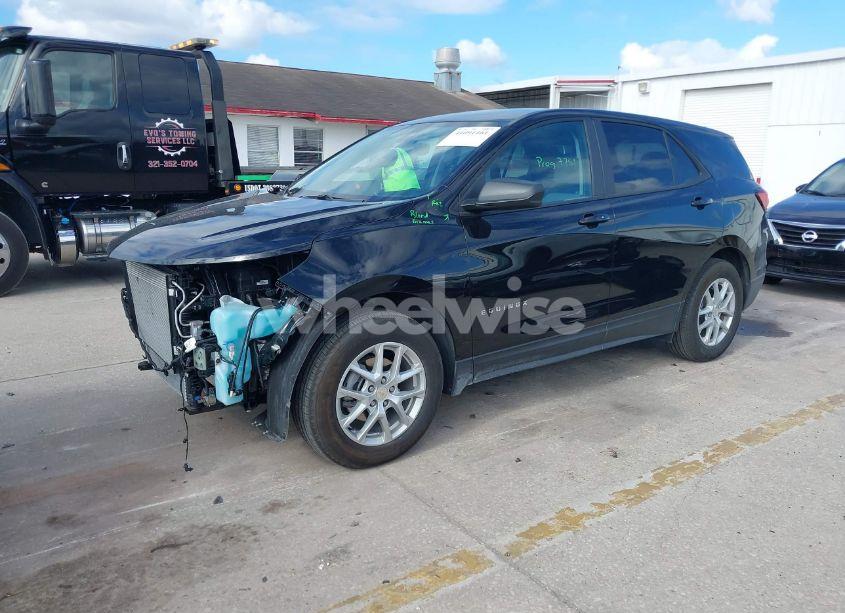 Photo 2 of 2024 Chevrolet Equinox FWD LS (VIN 3GNAXHEG2RL183851)