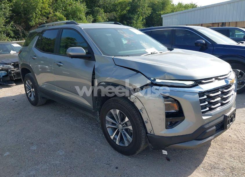 2025 Chevrolet Equinox FWD LT (VIN 3GNAXHEG2SL187856) main photo