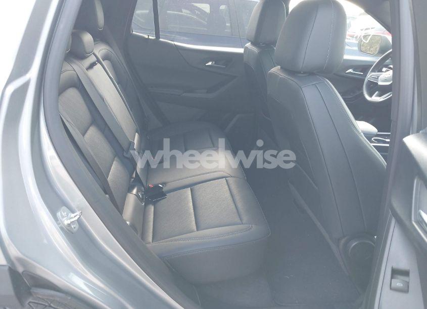 Photo 8 of 2025 Chevrolet Equinox FWD LT (VIN 3GNAXHEG2SL187856)