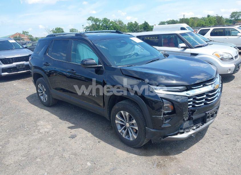 2025 Chevrolet Equinox FWD LT (VIN 3GNAXHEG2SL215476) main photo