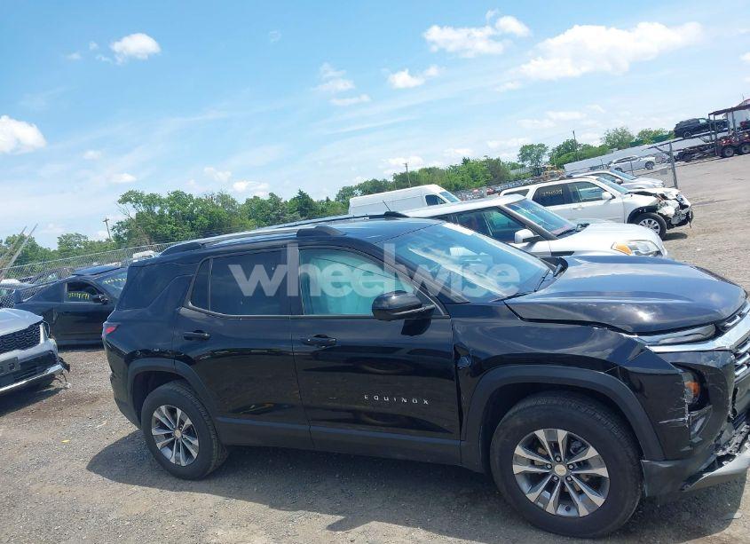 Photo 13 of 2025 Chevrolet Equinox FWD LT (VIN 3GNAXHEG2SL215476)
