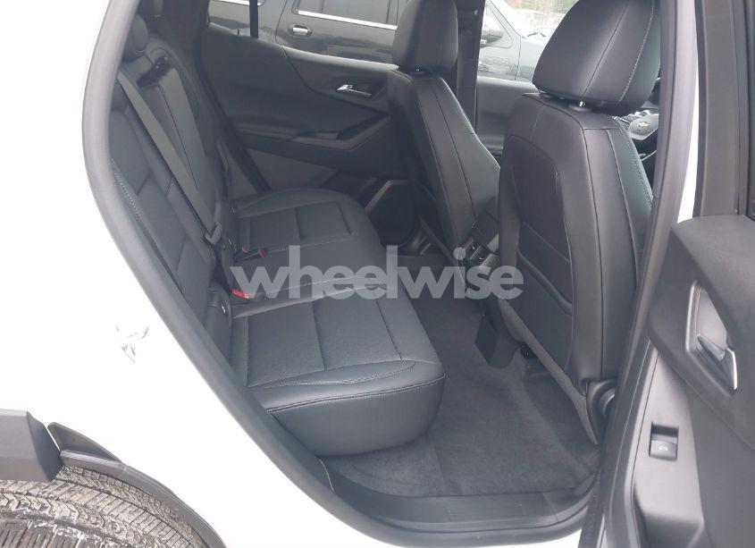 Photo 8 of 2025 Chevrolet Equinox FWD LT (VIN 3GNAXHEG2SL222766)