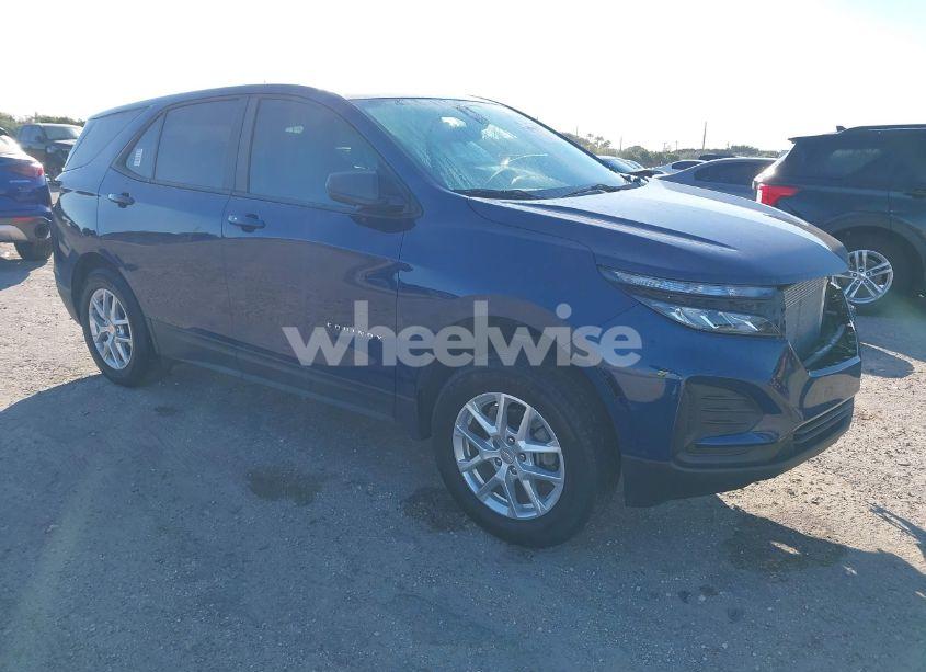 2023 Chevrolet Equinox FWD LS (VIN 3GNAXHEG3PL104037) main photo