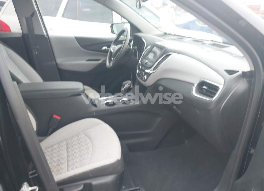 Photo 5 of 2023 Chevrolet Equinox FWD LS (VIN 3GNAXHEG3PL128693)