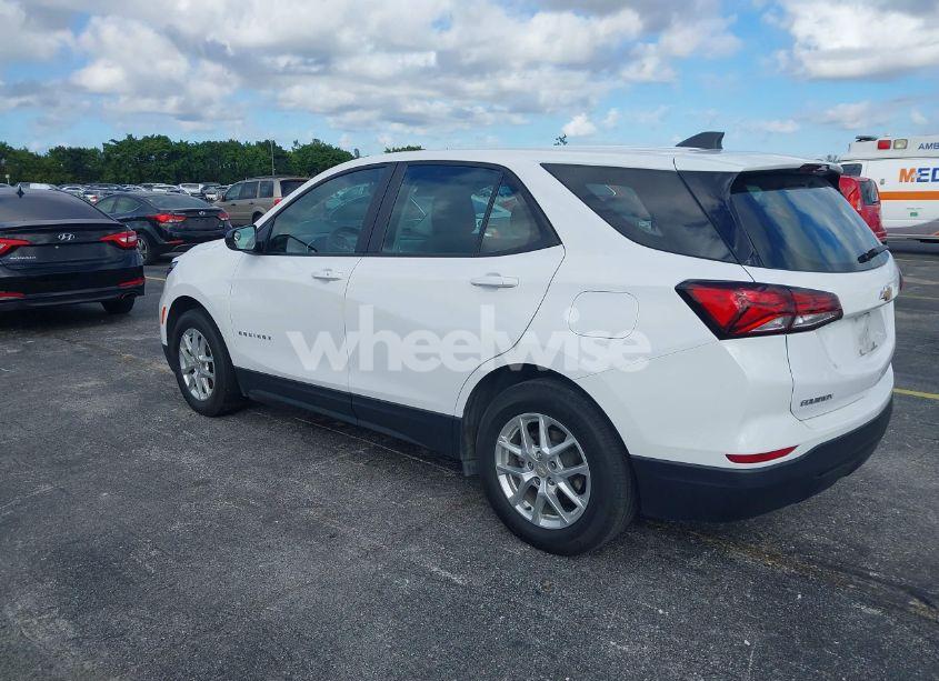 Photo 3 of 2023 Chevrolet Equinox FWD LS (VIN 3GNAXHEG3PL243407)