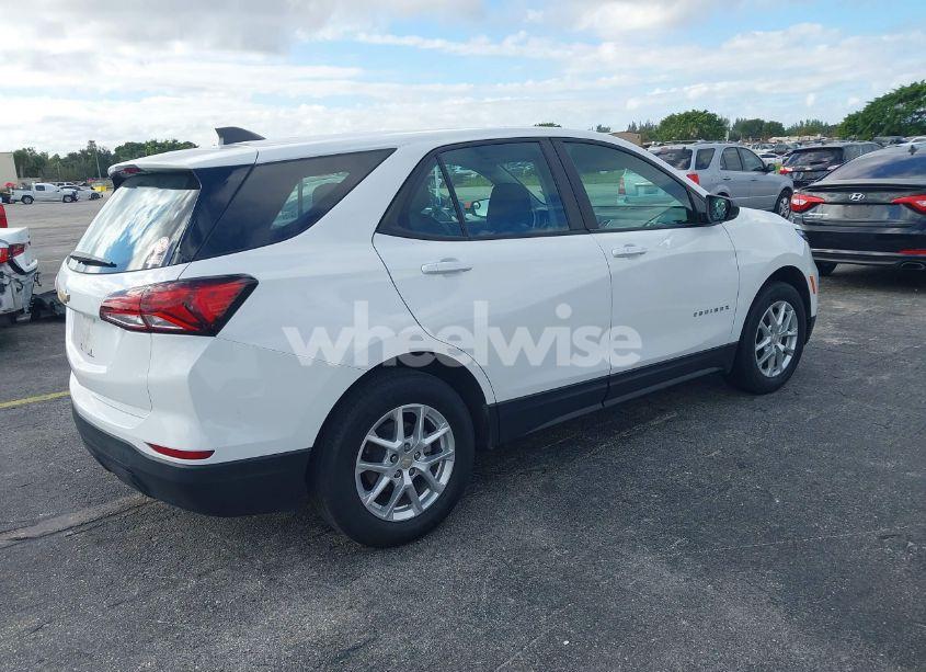 Photo 4 of 2023 Chevrolet Equinox FWD LS (VIN 3GNAXHEG3PL243407)