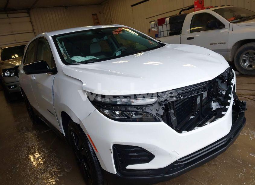 2024 Chevrolet Equinox FWD LS (VIN 3GNAXHEG3RL373447) main photo