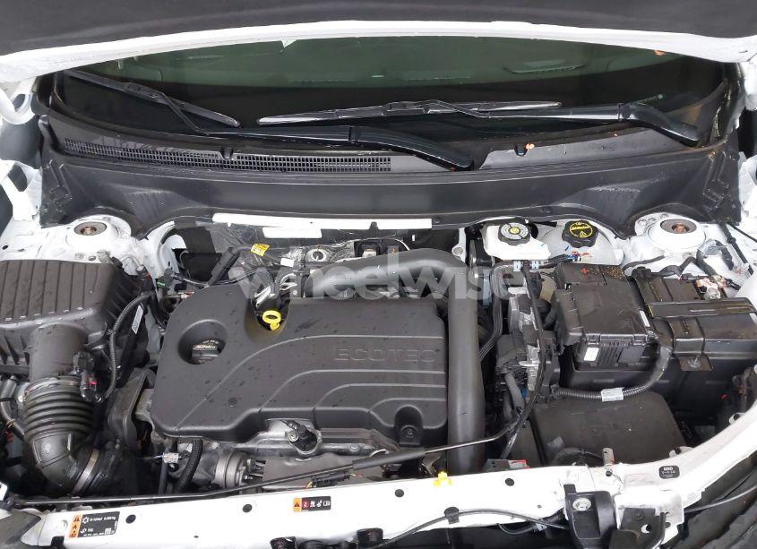 Photo 10 of 2024 Chevrolet Equinox FWD LS (VIN 3GNAXHEG3RL373447)