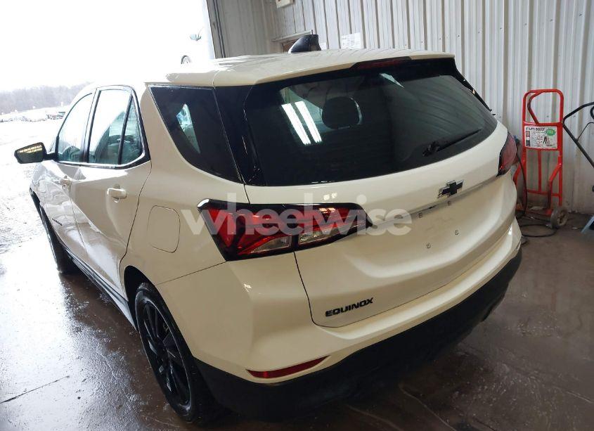 Photo 3 of 2024 Chevrolet Equinox FWD LS (VIN 3GNAXHEG3RL373447)