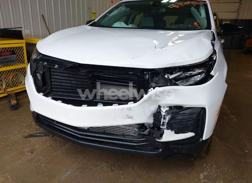 Photo 6 of 2024 Chevrolet Equinox FWD LS (VIN 3GNAXHEG3RL373447)