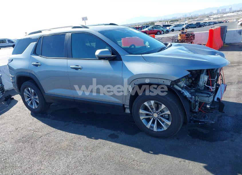 Photo 19 of 2025 Chevrolet Equinox FWD LT (VIN 3GNAXHEG3SL110879)