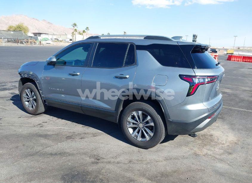 Photo 3 of 2025 Chevrolet Equinox FWD LT (VIN 3GNAXHEG3SL110879)