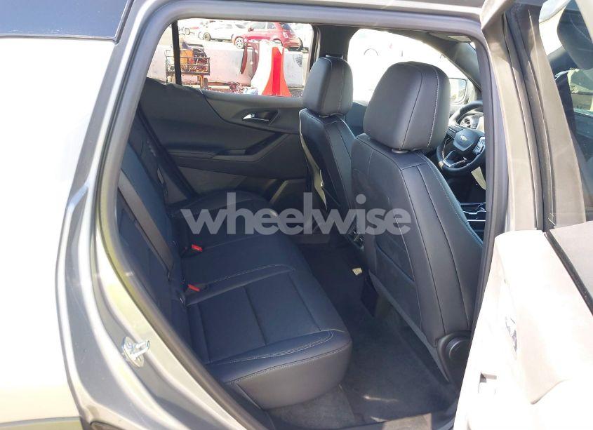 Photo 8 of 2025 Chevrolet Equinox FWD LT (VIN 3GNAXHEG3SL110879)