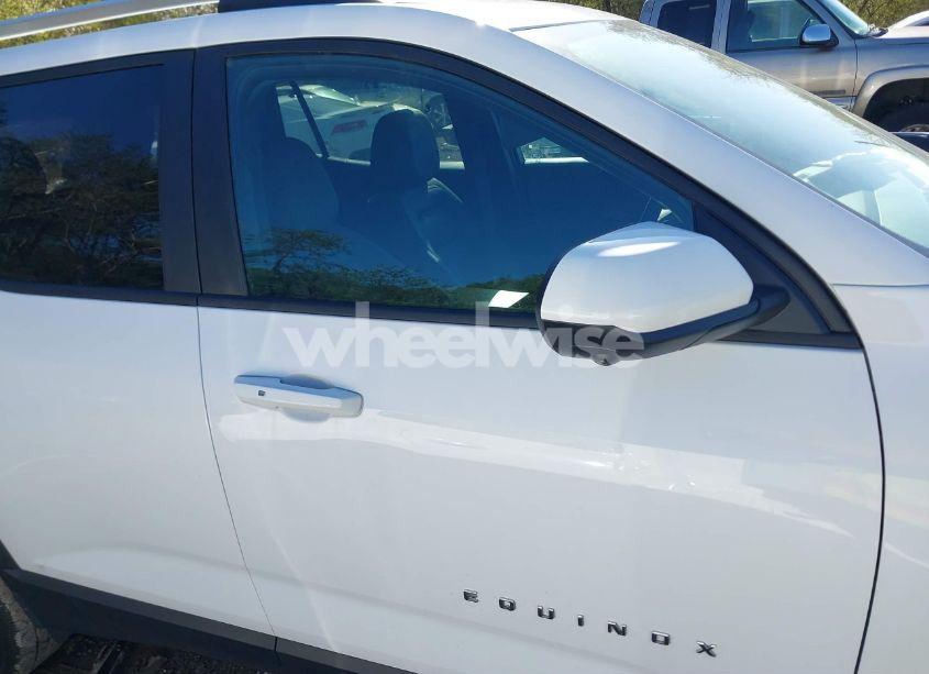 Photo 13 of 2025 Chevrolet Equinox FWD LT (VIN 3GNAXHEG3SL164182)