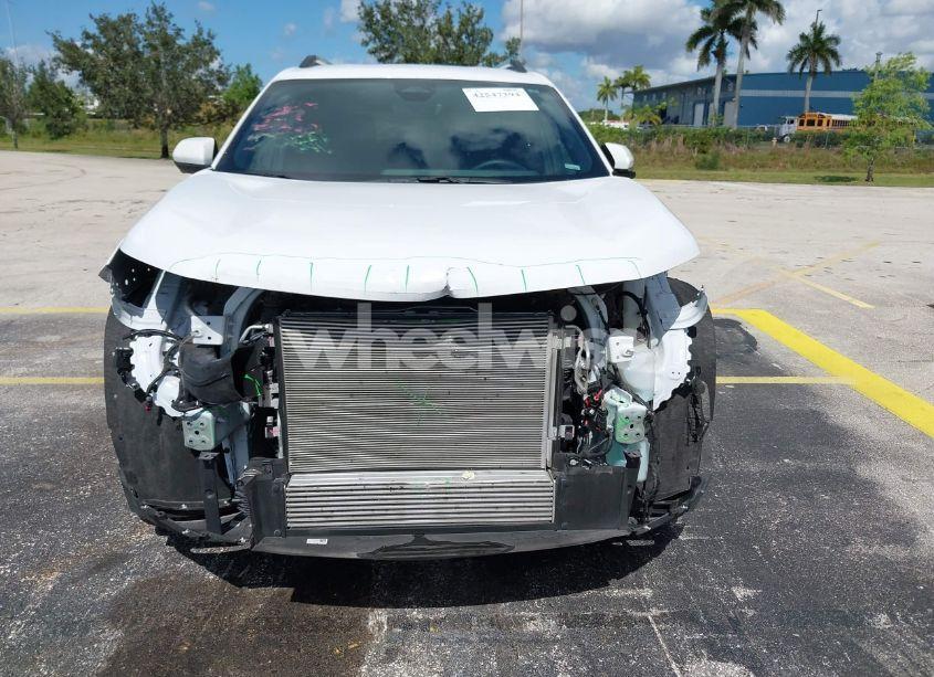 Photo 13 of 2025 Chevrolet Equinox FWD LT (VIN 3GNAXHEG3SL168846)