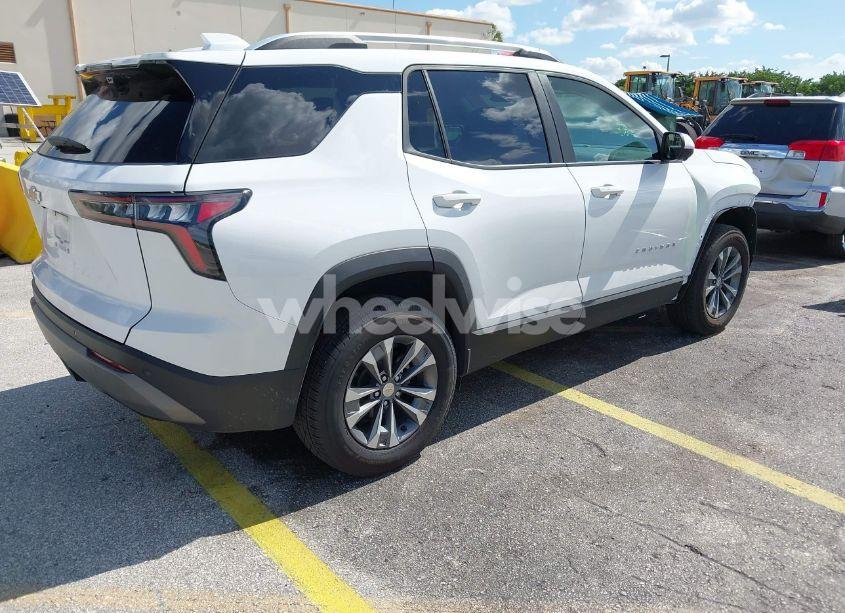 Photo 4 of 2025 Chevrolet Equinox FWD LT (VIN 3GNAXHEG3SL168846)