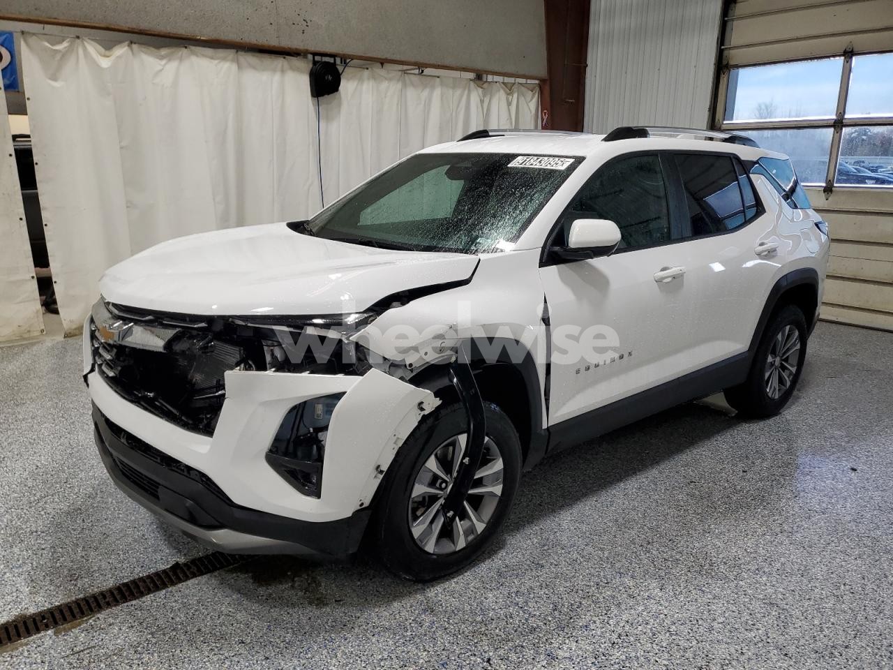 2025 CHEVROLET EQUINOX LT (VIN 3GNAXHEG3SL211517) main photo