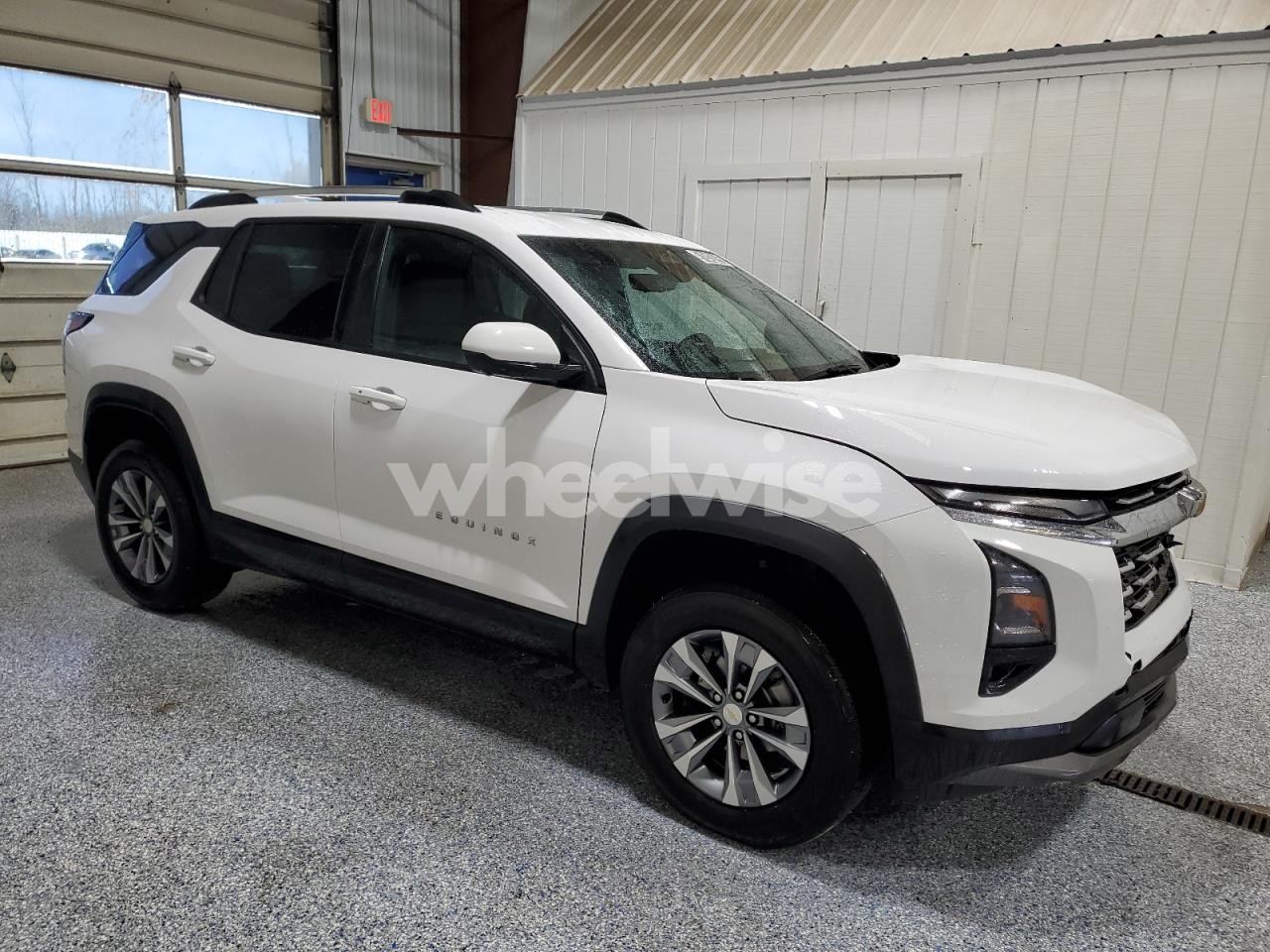 Photo 4 of 2025 CHEVROLET EQUINOX LT (VIN 3GNAXHEG3SL211517)