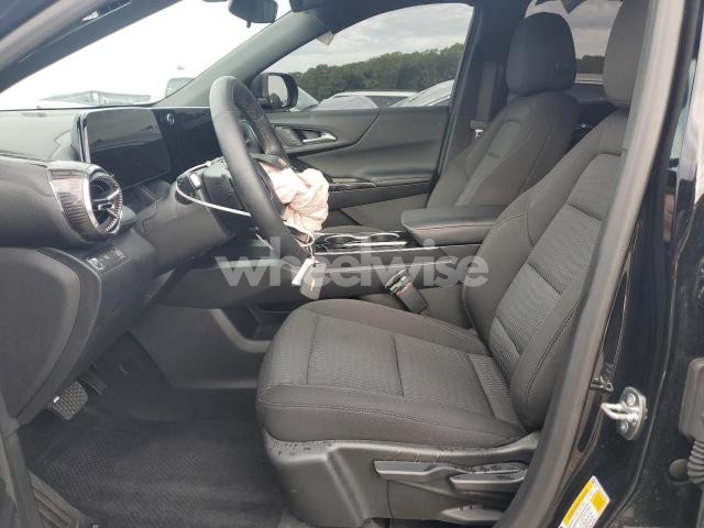 Photo 8 of 2025 CHEVROLET EQUINOX LT (VIN 3GNAXHEG3SL323993)