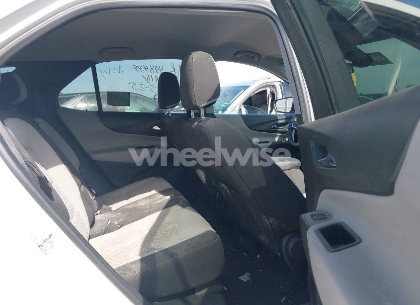 Photo 8 of 2023 Chevrolet Equinox FWD LS (VIN 3GNAXHEG4PL184786)