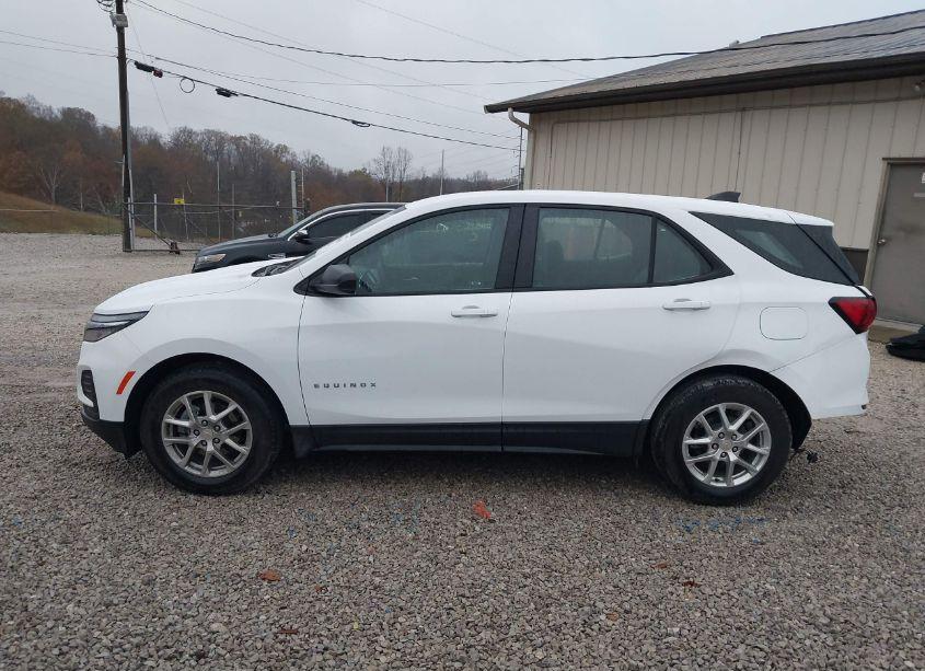 Photo 15 of 2024 Chevrolet Equinox FWD LS (VIN 3GNAXHEG4RL176724)
