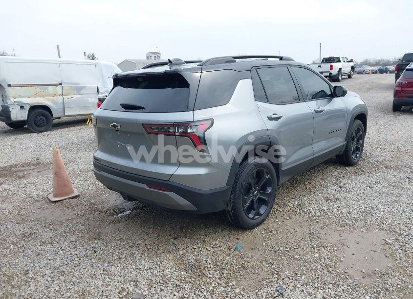 Photo 4 of 2025 Chevrolet Equinox FWD LT (VIN 3GNAXHEG4SL103858)