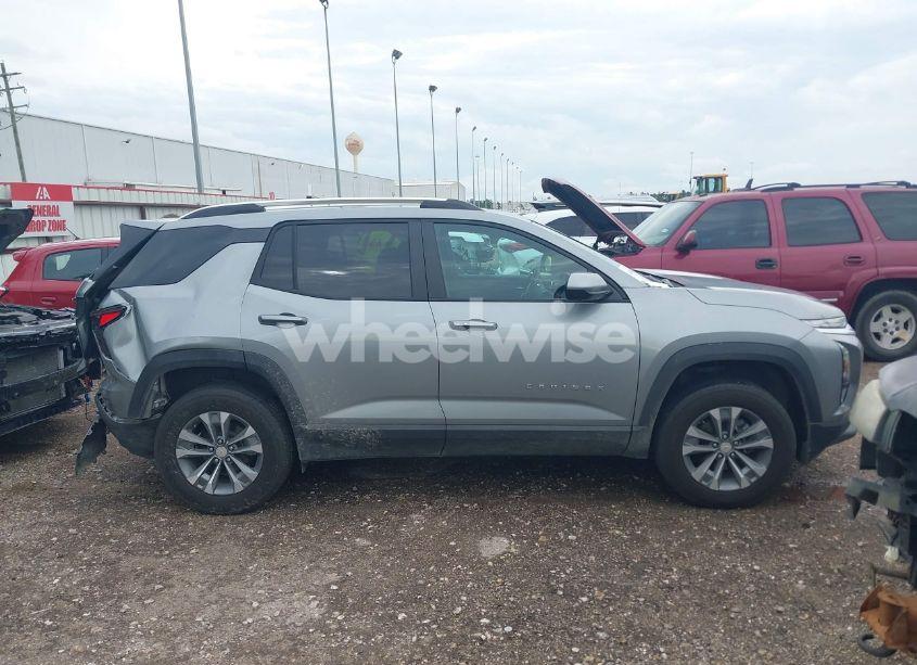 Photo 13 of 2025 Chevrolet Equinox FWD LT (VIN 3GNAXHEG4SL167463)