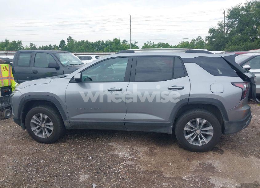 Photo 14 of 2025 Chevrolet Equinox FWD LT (VIN 3GNAXHEG4SL167463)
