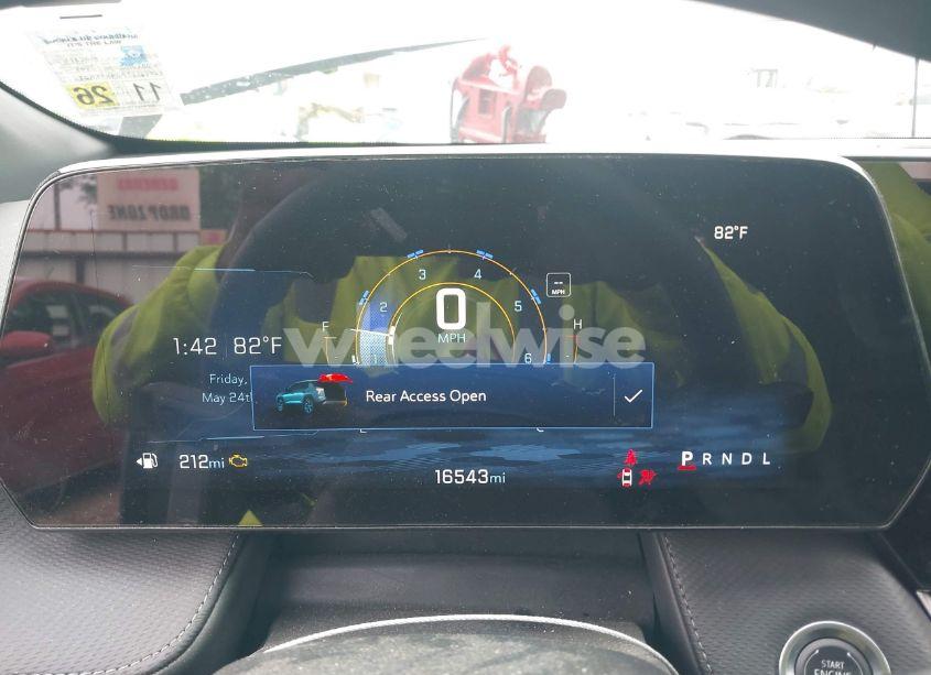 Photo 7 of 2025 Chevrolet Equinox FWD LT (VIN 3GNAXHEG4SL167463)