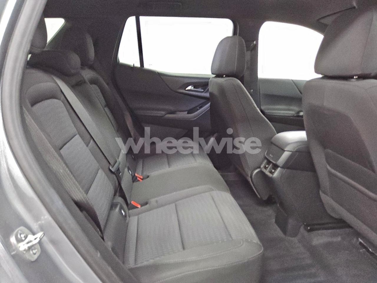 Photo 11 of 2025 CHEVROLET EQUINOX LT (VIN 3GNAXHEG4SL259303)