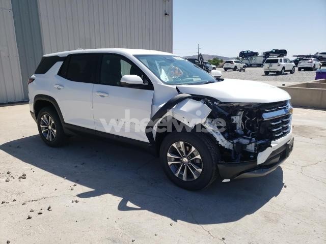 Photo 2 of 2025 CHEVROLET EQUINOX LT (VIN 3GNAXHEG4SL312338)