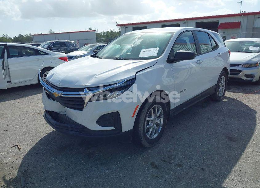 Photo 2 of 2024 Chevrolet Equinox FWD LS (VIN 3GNAXHEG5RL311368)