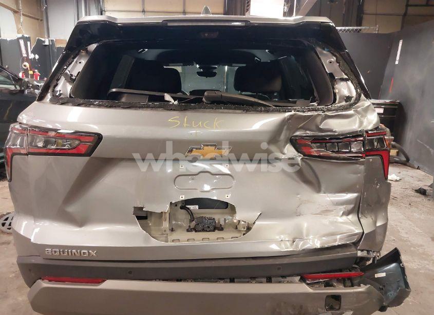 Photo 6 of 2025 Chevrolet Equinox FWD LT (VIN 3GNAXHEG5SL128865)