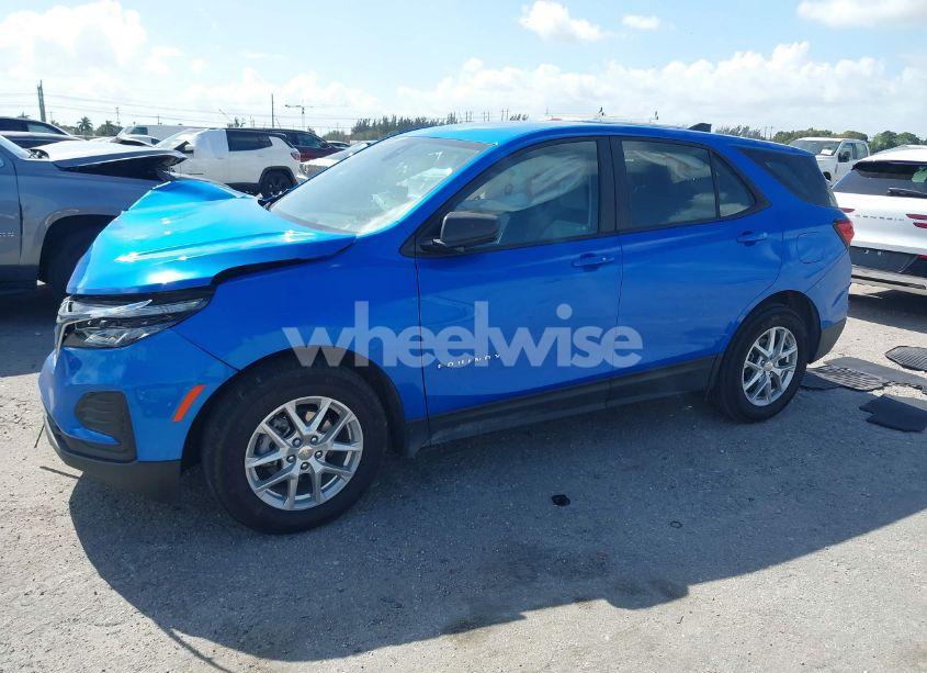 Photo 2 of 2024 Chevrolet Equinox FWD LS (VIN 3GNAXHEG6RL181438)