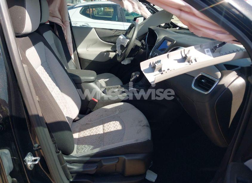 Photo 5 of 2024 Chevrolet Equinox FWD LS (VIN 3GNAXHEG6RL197204)