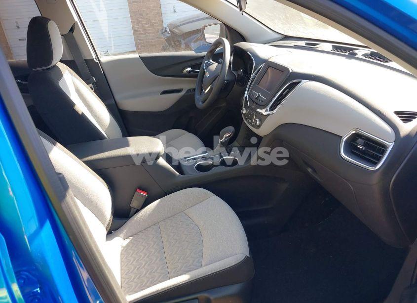 Photo 5 of 2024 Chevrolet Equinox FWD LS (VIN 3GNAXHEG6RL268207)